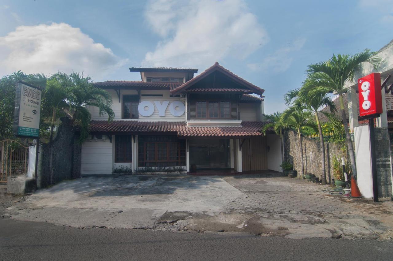 Oyo 201 Emdi House Timoho Hotel Jogjakarta Buitenkant foto